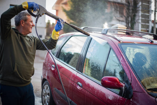 Best Residential Pressure Washing Services  in Savanna, IL